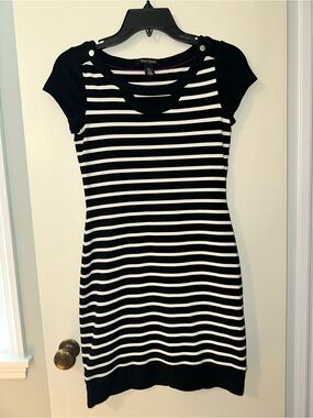 White House Black Market Black & White Striped Short-Sleeve Knit Dress